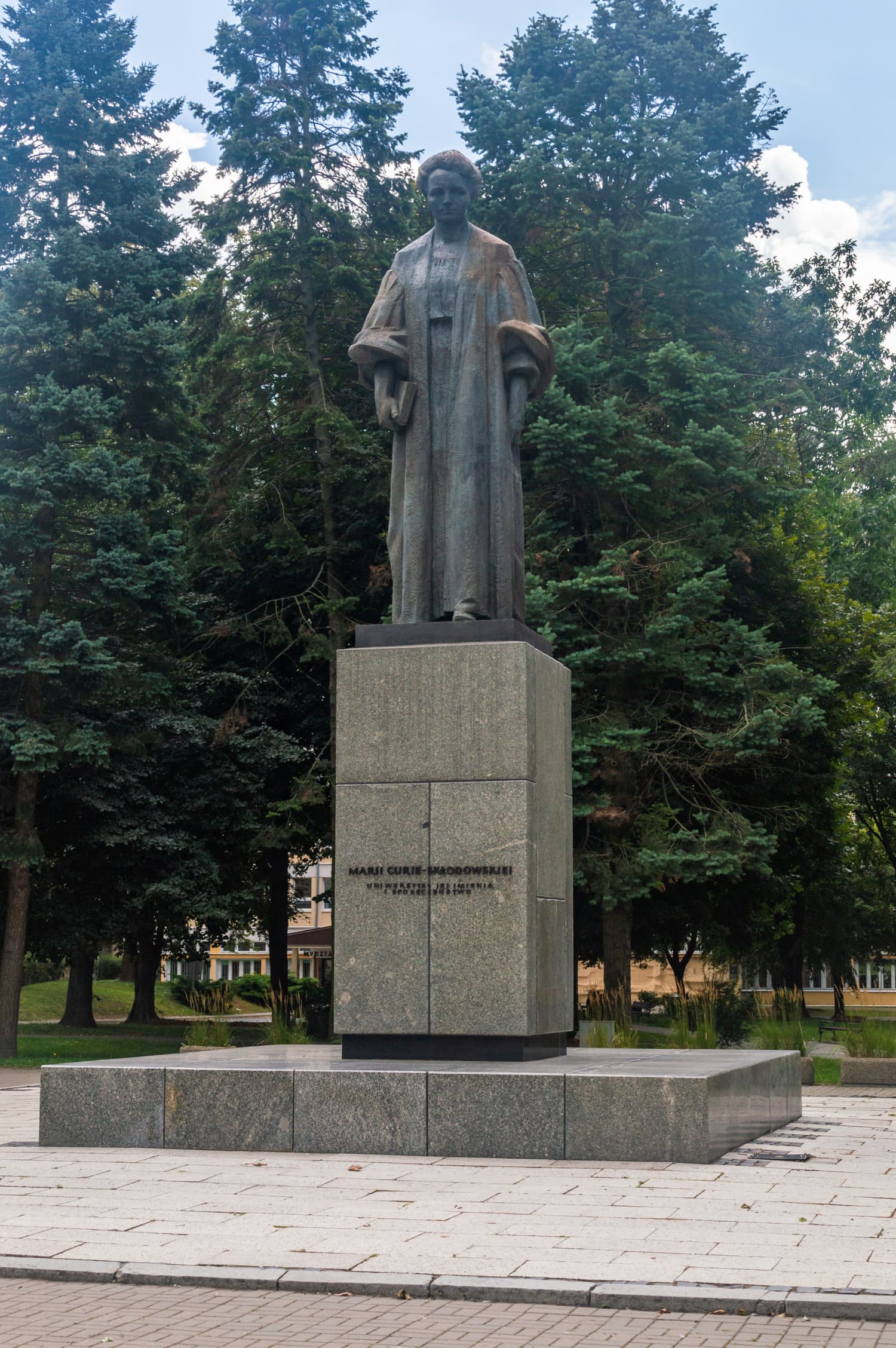 Lublin Maria Skłodowska statue